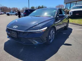 Hyundai ELANTRA Híbrido 2026 SEL Sport Sedán 4 puertas