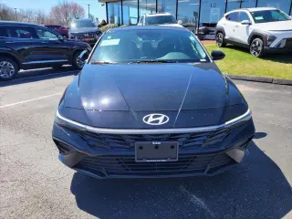 Hyundai ELANTRA Híbrido 2026 SEL Sport Sedán 4 puertas