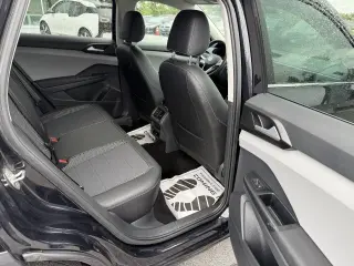 2023 Volkswagen Taos