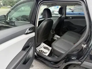 2023 Volkswagen Taos