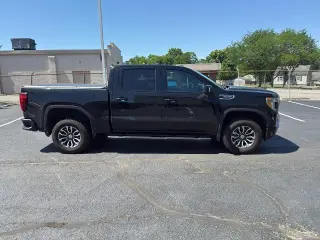 GMC Sierra 1500 2020 4x4 Denali 4dr Crew Cab 5.8 ft. SB