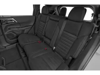 Mitsubishi Outlander 2023 AWD SE 4dr SUV