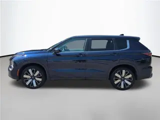 Mitsubishi Outlander 2025 SE 4dr SUV