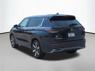 Mitsubishi Outlander 2025 SE 4dr SUV