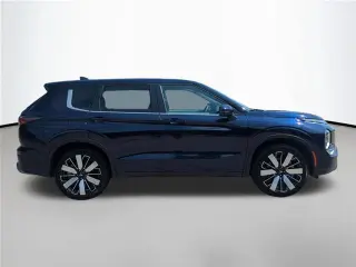 Mitsubishi Outlander 2025 SE 4dr SUV