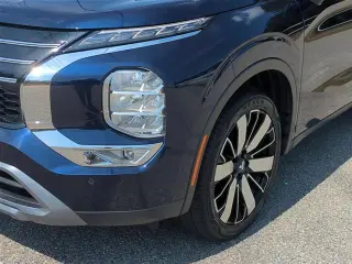 Mitsubishi Outlander 2025 SE 4dr SUV