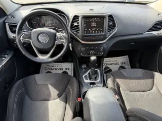 Jeep Cherokee 2016