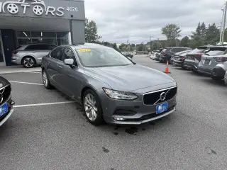 2017 Volvo S90