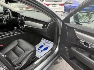 2017 Volvo S90