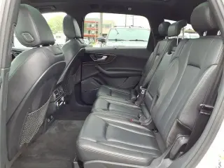 Audi Q7 2019 AWD quattro SE Premium Plus 55 TFSI 4dr SUV