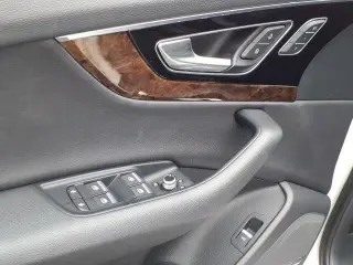 Audi Q7 2019 AWD quattro SE Premium Plus 55 TFSI 4dr SUV