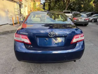 Toyota Camry 2011