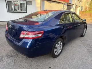 Toyota Camry 2011