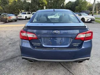 Subaru Legado 2019