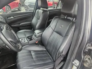 2016 Chrysler 300