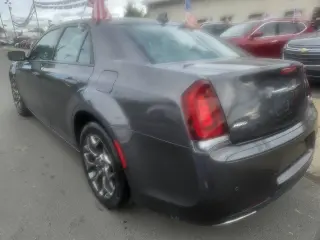 2016 Chrysler 300