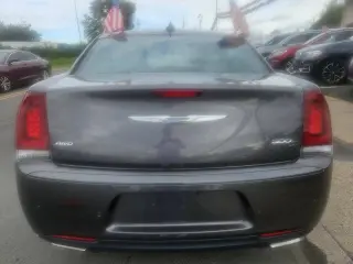2016 Chrysler 300