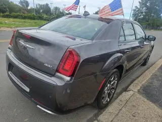 2016 Chrysler 300