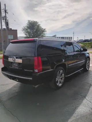 Cadillac Escalade ESV 2014
