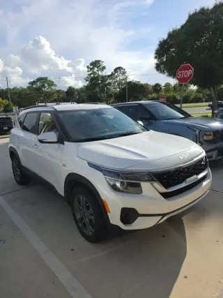 Kia Seltos 2023 AWD S 4 SUV
