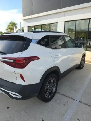 Kia Seltos 2023 AWD S 4 SUV