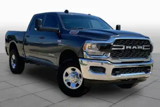 Ram 2500 2019 4x4 Tradesman 4dr Crew Cab 6.3 ft. SB Pickup