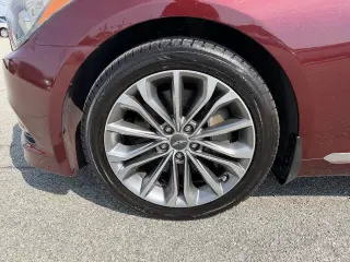 2016 Hyundai Genesis