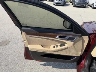 2016 Hyundai Genesis