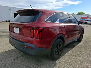 Kia Sorento 2022 LX 4dr SUV
