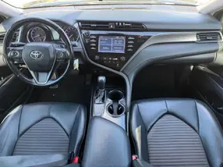 Toyota Camry 2019