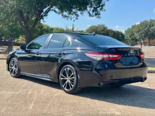 Toyota Camry 2019