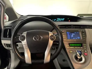 Toyota Prius 2015 Four 4dr Hatchback