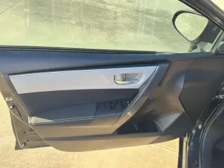 Toyota Corolla 2018 LE 4dr Sedán