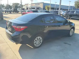 Toyota Corolla 2018 LE 4dr Sedán