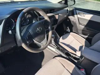 Toyota Corolla 2018 LE 4dr Sedán