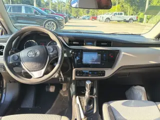 Toyota Corolla 2018 LE 4dr Sedán