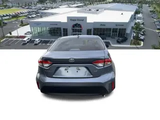 Toyota Corolla 2025 LE 4dr Sedán