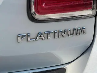 Nissan Armada 2017 4x2 Platinum 4dr SUV