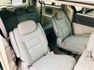 2010 Chrysler Town and Country