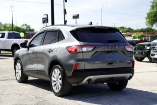 Ford Escape 2022 AWD Titanium 4dr SUV