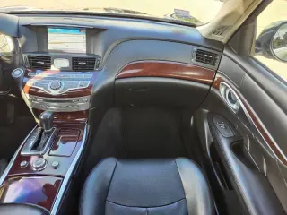 2015 Infiniti Q70L