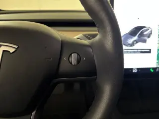 Tesla Model 3 2023 4dr Sedán