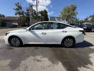 Nissan Altima 2023