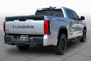 Toyota Tundra 2023 4x4 SR5 4dr CrewMax Cab Pickup SB