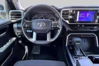 Toyota Tundra 2023 4x4 SR5 4dr CrewMax Cab Pickup SB