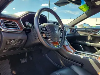 Lincoln Continental 2018 AWD Select 4dr Sedán