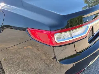 Lincoln Continental 2017 AWD Reserve 4dr Sedán