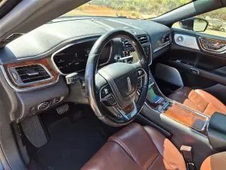 Lincoln Continental 2017 AWD Reserve 4dr Sedán
