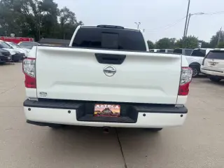 2018 Nissan Titan
