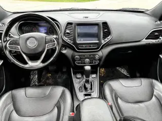 Jeep Cherokee 2021